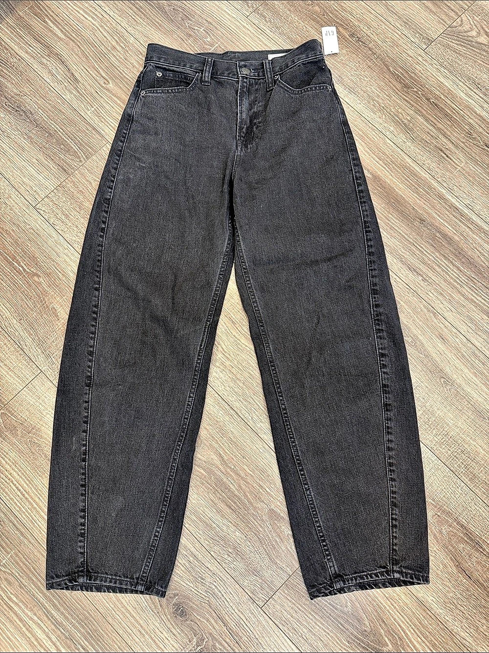 GAP Barrel High Rise Jeans in Black Waist 25 NWT